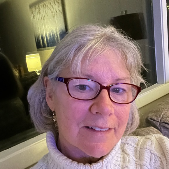 Meet your Posher, Carol - Picture 1 of 1